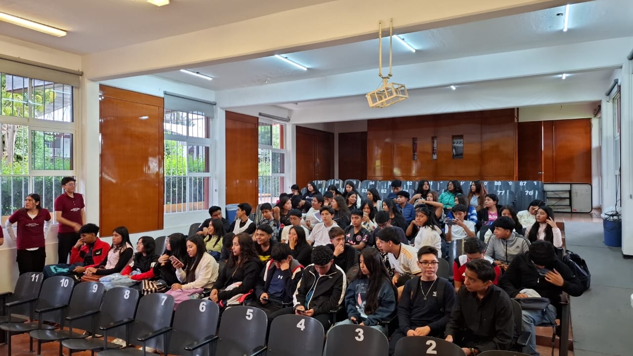Pláticas de Concientización Digital para Instituciones Educativas